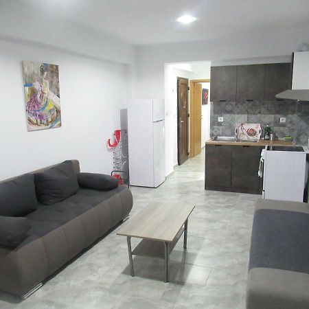 Artistic Rent Rooms & Apartments Nea Kallikrateia 外观 照片