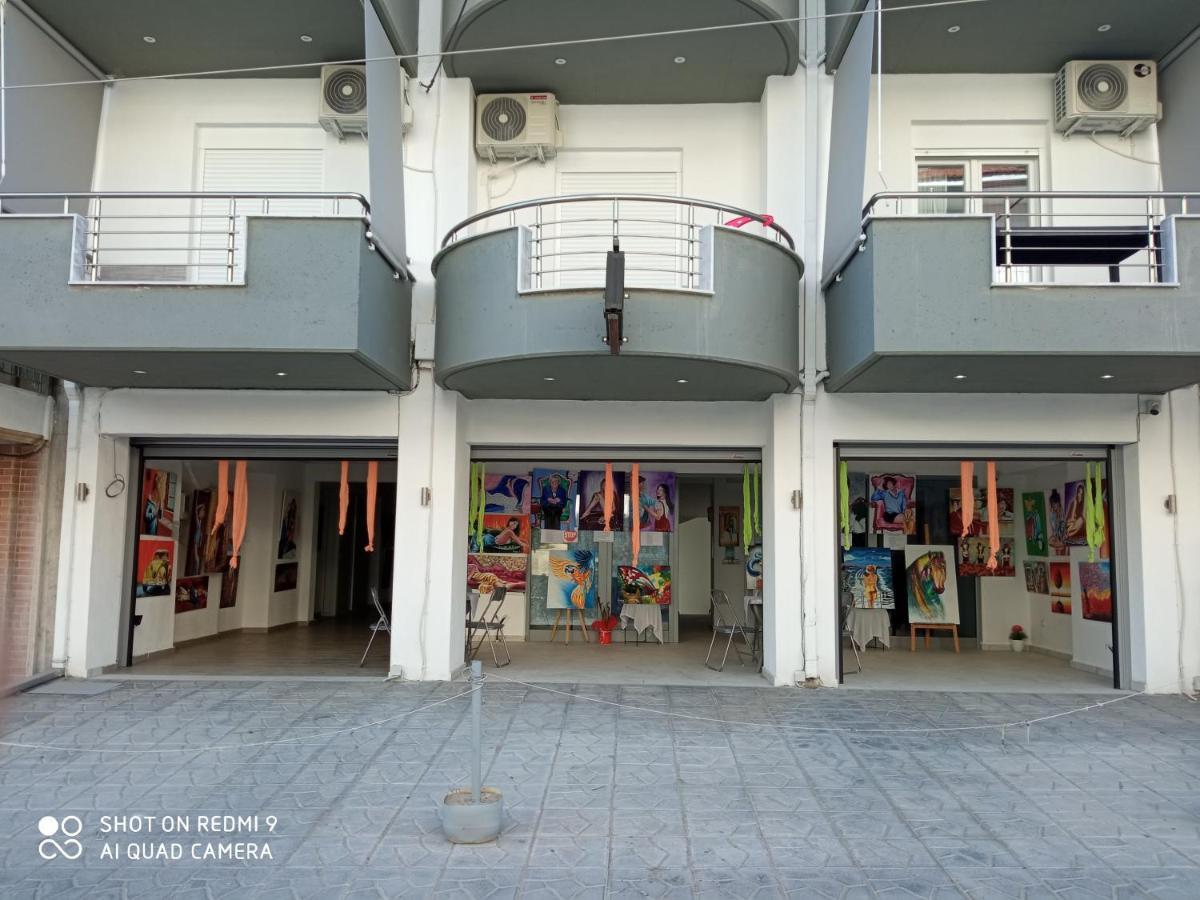 Artistic Rent Rooms & Apartments Nea Kallikrateia 外观 照片